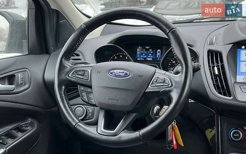 Позашляховик / Кросовер Ford Escape 2018 в Львові