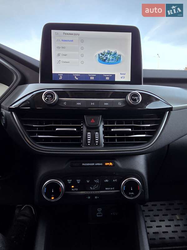 Внедорожник / Кроссовер Ford Escape 2023 в Днепре