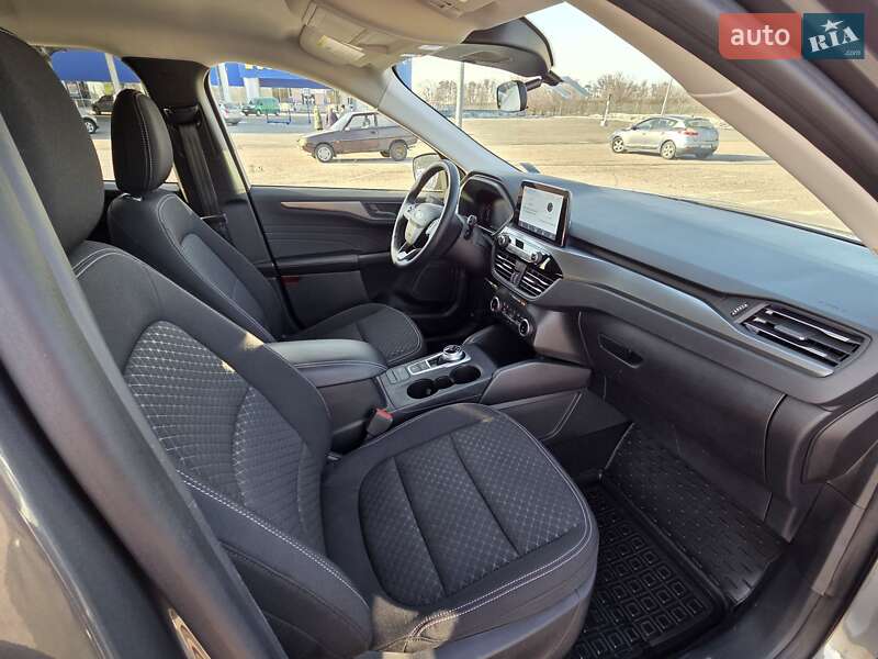Внедорожник / Кроссовер Ford Escape 2023 в Днепре