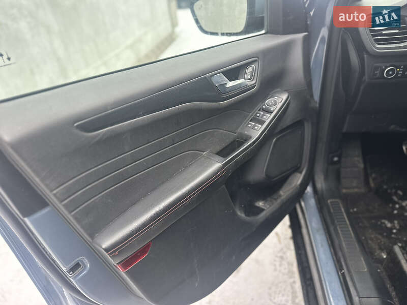 Позашляховик / Кросовер Ford Escape 2024 в Рівному