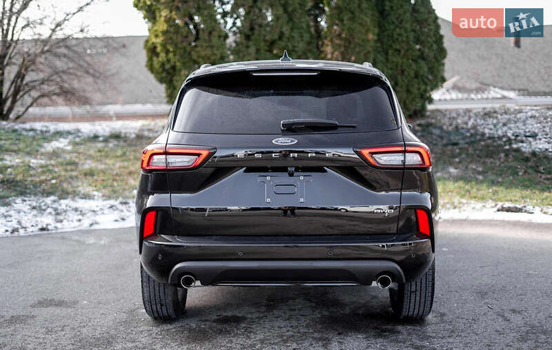 Позашляховик / Кросовер Ford Escape 2025 в Рівному
