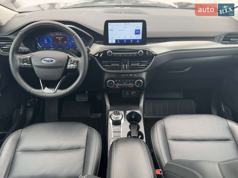 Позашляховик / Кросовер Ford Escape 2021 в Стрию