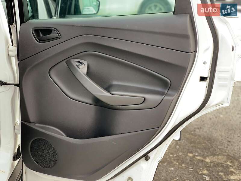 Позашляховик / Кросовер Ford Escape 2015 в Вінниці