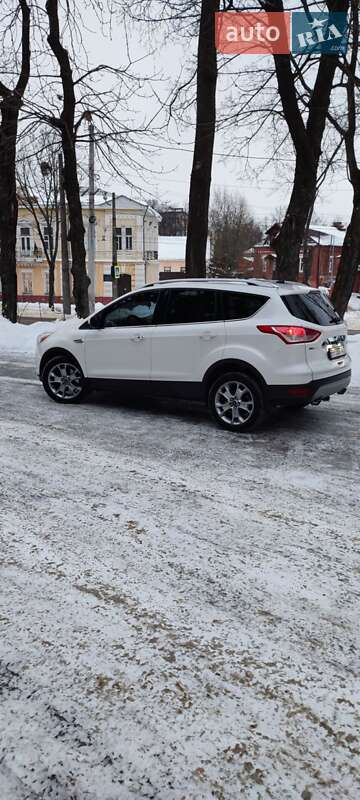 Внедорожник / Кроссовер Ford Escape 2014 в Сумах