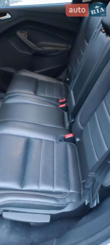 Внедорожник / Кроссовер Ford Escape 2014 в Сумах