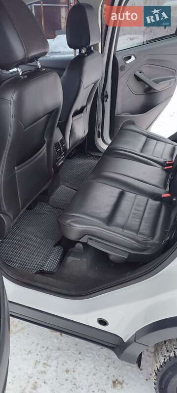 Внедорожник / Кроссовер Ford Escape 2014 в Сумах