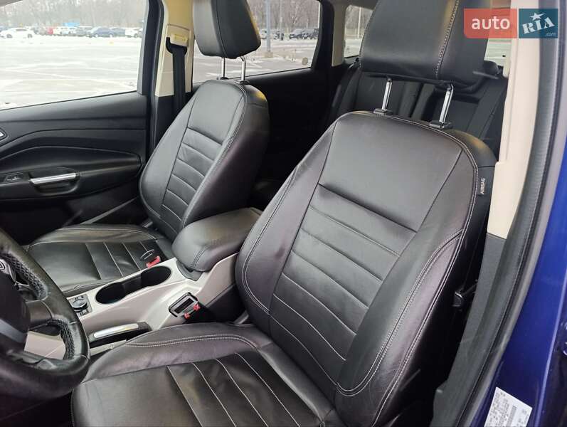 Внедорожник / Кроссовер Ford Escape 2012 в Днепре