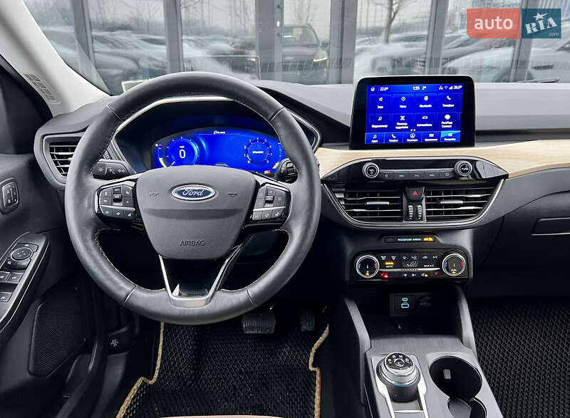Позашляховик / Кросовер Ford Escape 2022 в Києві