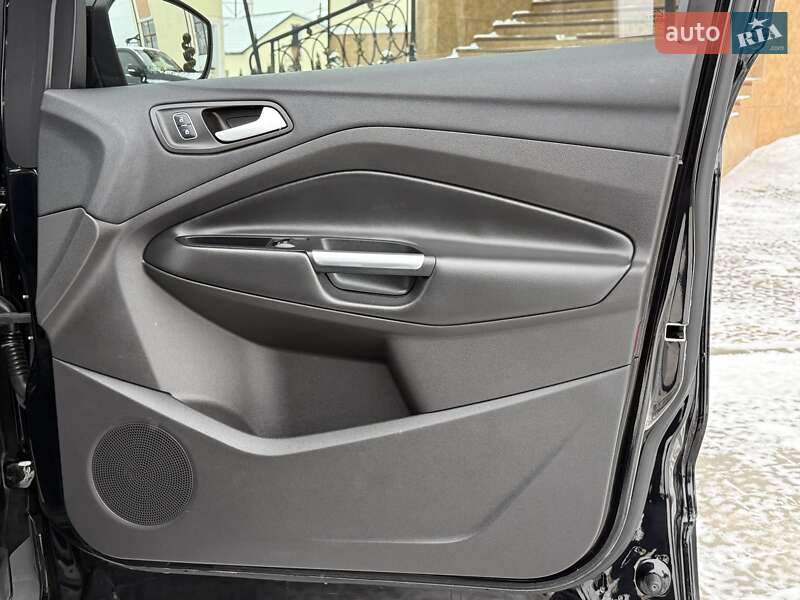 Позашляховик / Кросовер Ford Escape 2018 в Дрогобичі