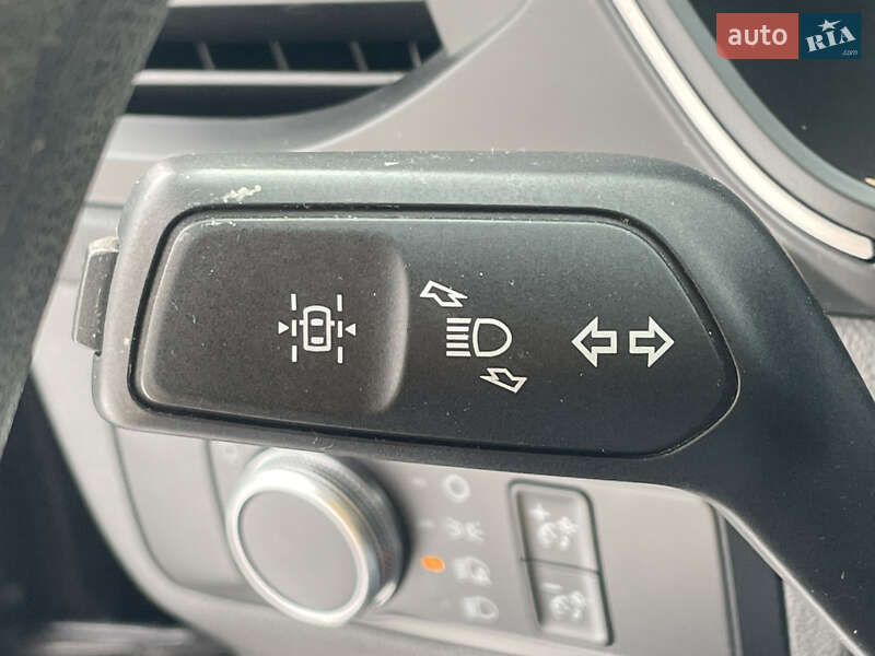 Позашляховик / Кросовер Ford Escape 2020 в Львові