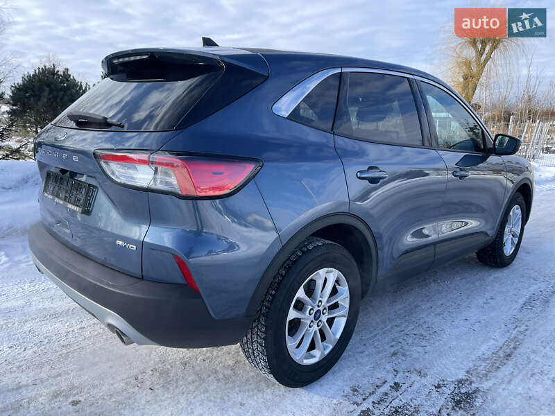 Позашляховик / Кросовер Ford Escape 2020 в Луцьку