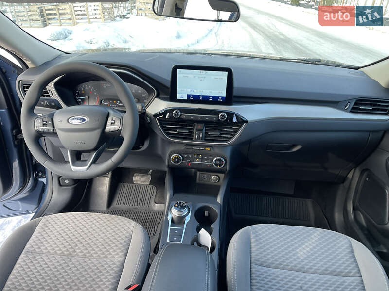 Позашляховик / Кросовер Ford Escape 2020 в Луцьку