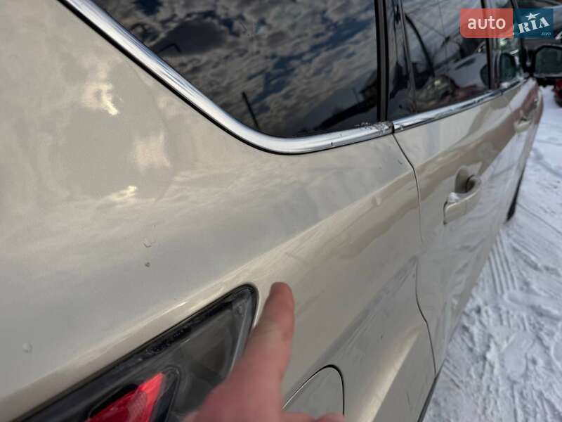 Позашляховик / Кросовер Ford Escape 2017 в Луцьку