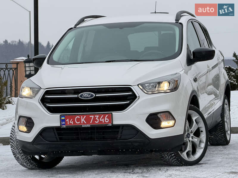 Внедорожник / Кроссовер Ford Escape 2018 в Дрогобыче