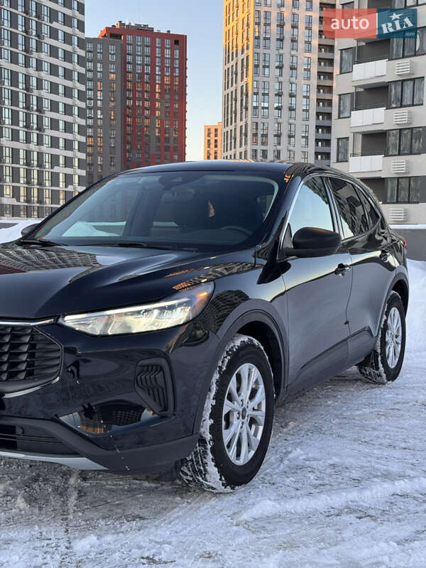 Позашляховик / Кросовер Ford Escape 2023 в Києві