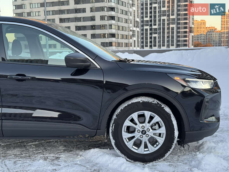 Позашляховик / Кросовер Ford Escape 2023 в Києві