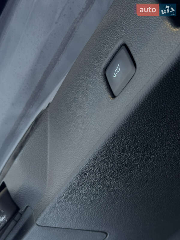 Позашляховик / Кросовер Ford Escape 2023 в Києві