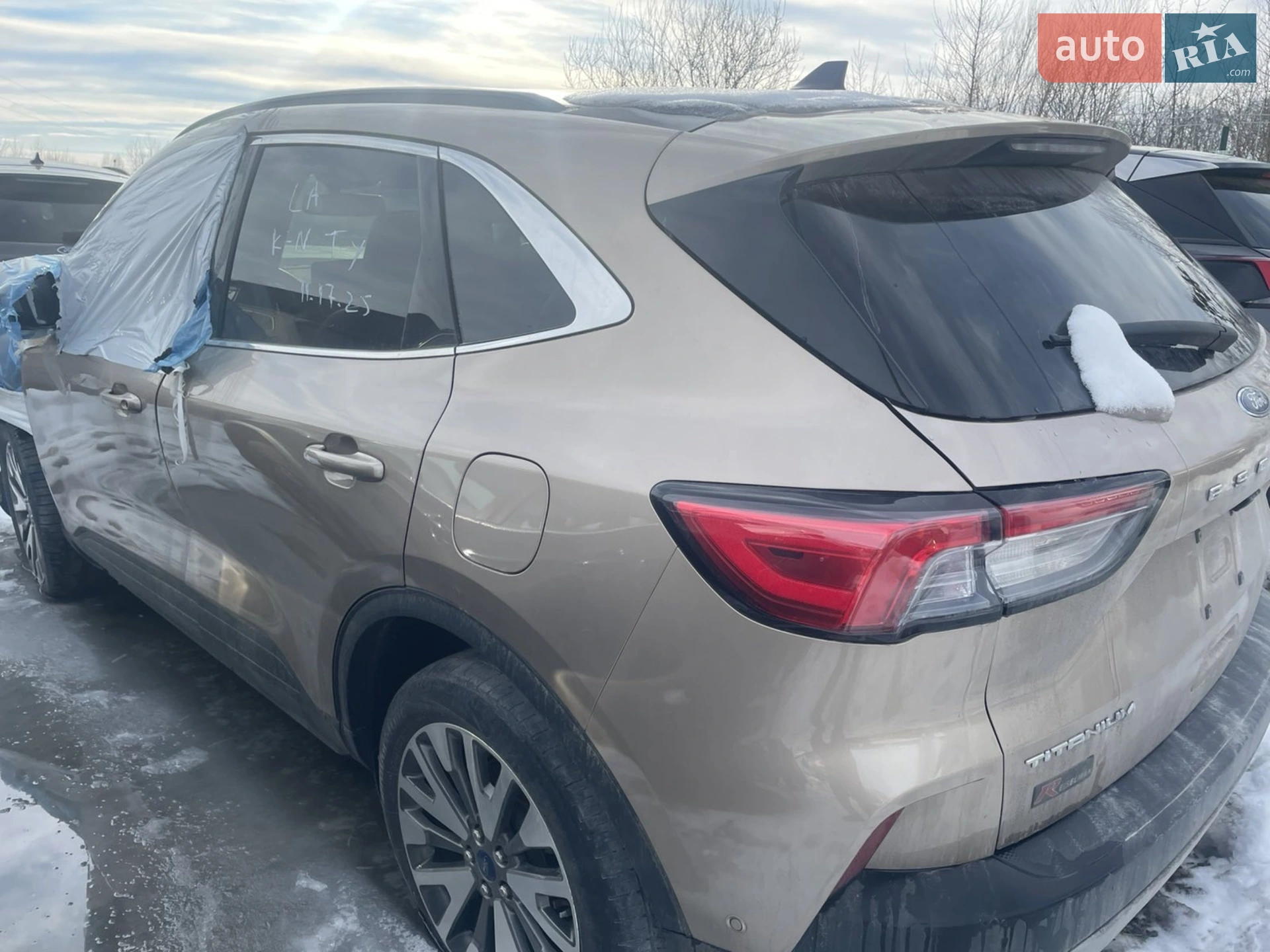 2021 Ford Escape - мініатюра 2