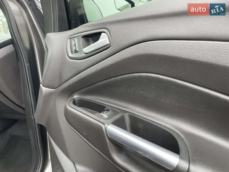 Позашляховик / Кросовер Ford Escape 2014 в Лубнах фото 58 Позашляховик / Кросовер Ford Escape 2014 в Лубнах