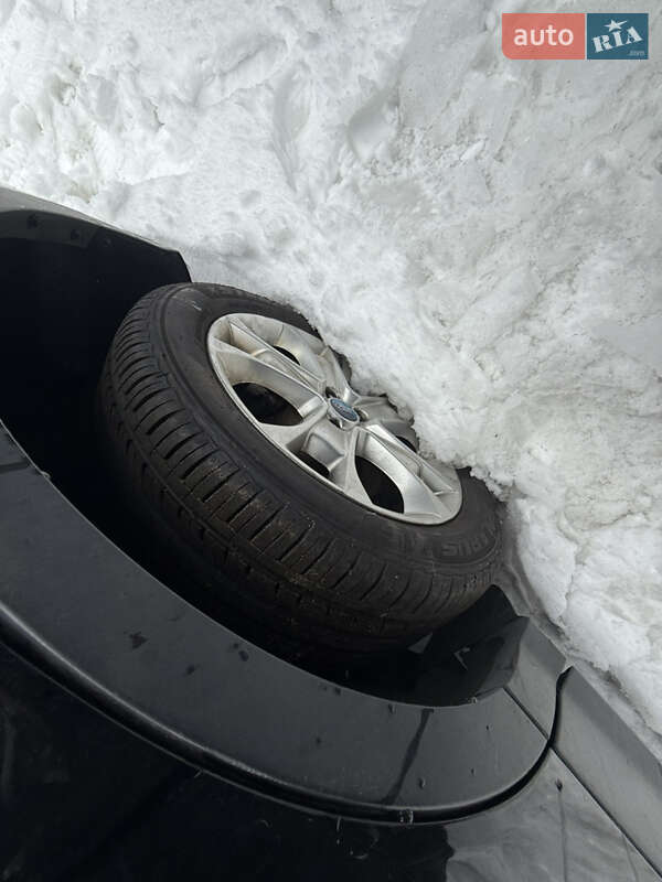 Внедорожник / Кроссовер Ford Escape 2013 в Киеве