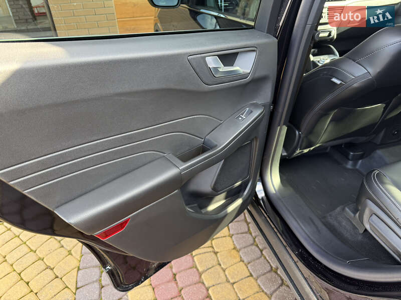 Внедорожник / Кроссовер Ford Escape 2025 в Нововолынске фото 25 Внедорожник / Кроссовер Ford Escape 2025 в Нововолынске