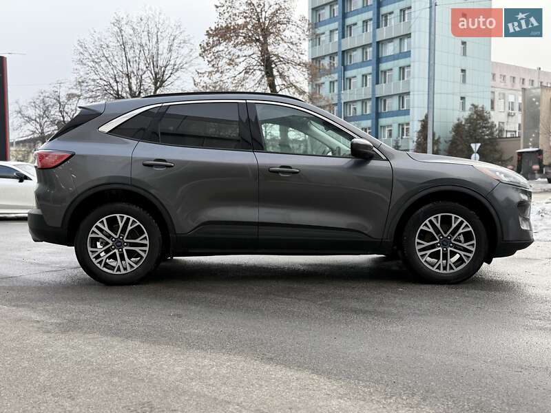 Позашляховик / Кросовер Ford Escape 2021 в Києві фото 8 Позашляховик / Кросовер Ford Escape 2021 в Києві
