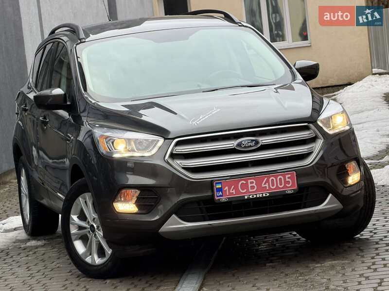 Позашляховик / Кросовер Ford Escape 2019 в Дрогобичі