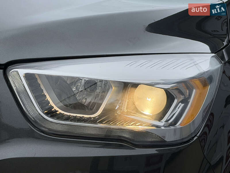 Позашляховик / Кросовер Ford Escape 2019 в Дрогобичі