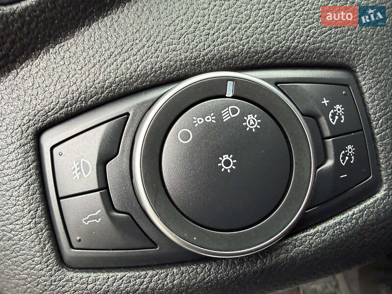 Позашляховик / Кросовер Ford Escape 2019 в Дрогобичі