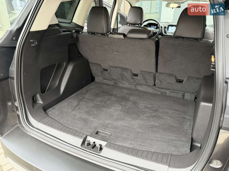 Позашляховик / Кросовер Ford Escape 2019 в Дрогобичі