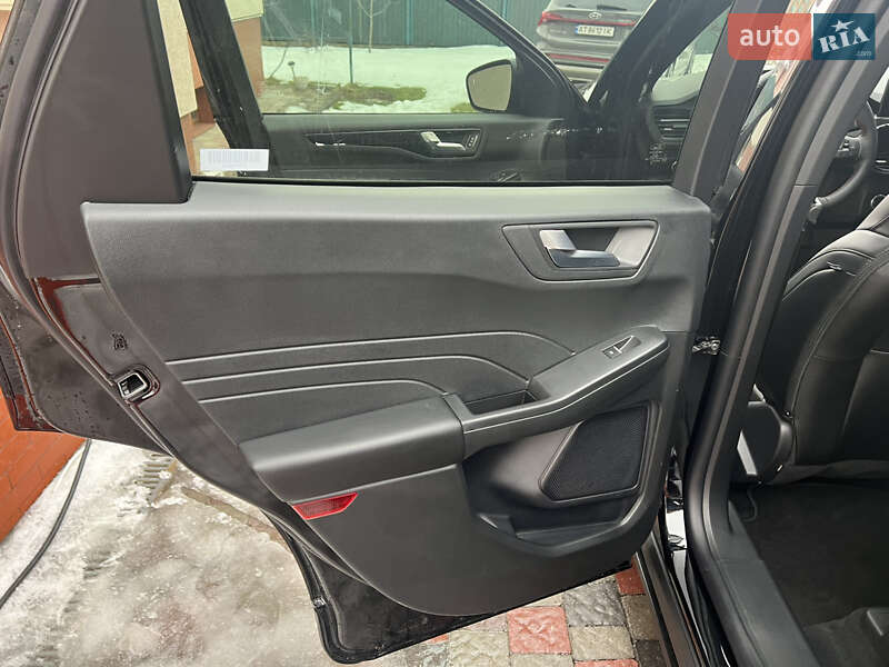 Внедорожник / Кроссовер Ford Escape 2025 в Ивано-Франковске фото 12 Внедорожник / Кроссовер Ford Escape 2025 в Ивано-Франковске