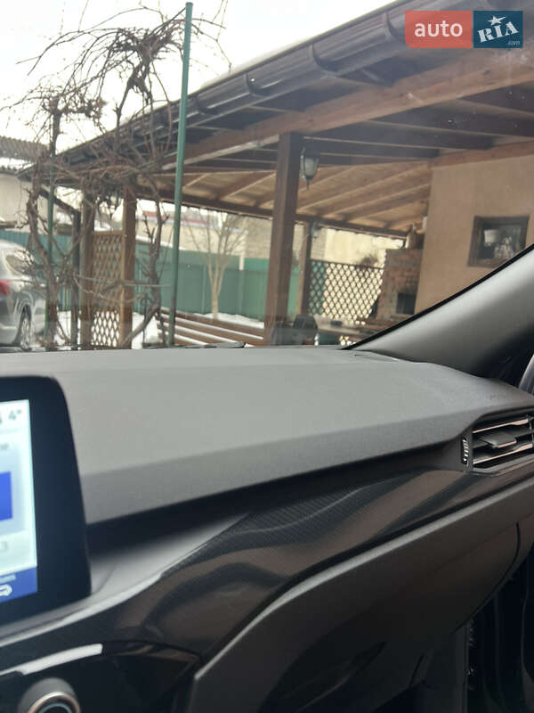 Внедорожник / Кроссовер Ford Escape 2025 в Ивано-Франковске фото 23 Внедорожник / Кроссовер Ford Escape 2025 в Ивано-Франковске