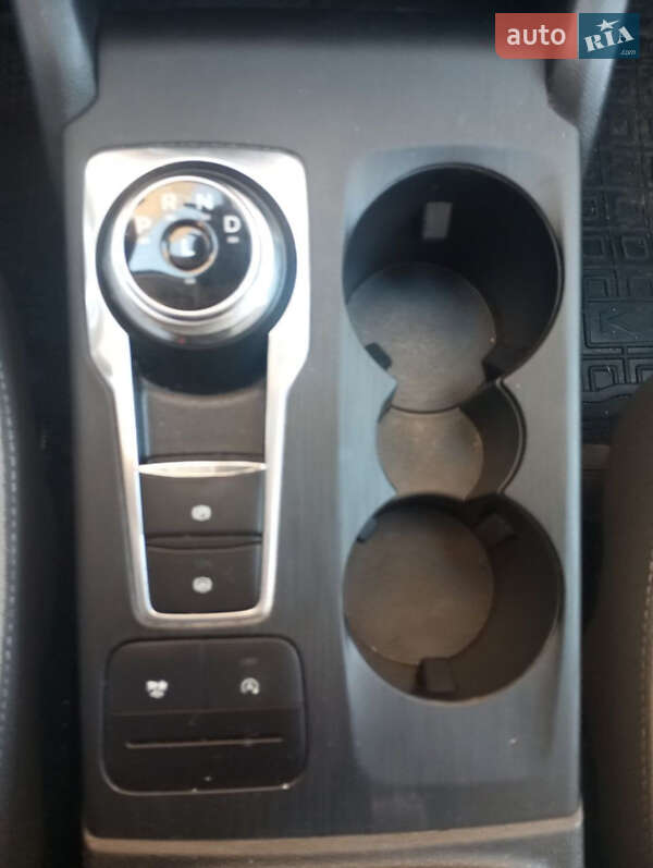 Внедорожник / Кроссовер Ford Escape 2021 в Черкассах