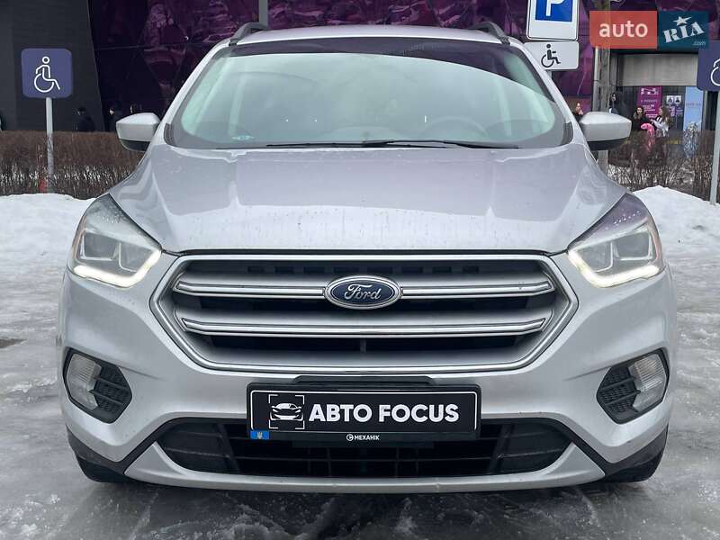 Внедорожник / Кроссовер Ford Escape 2017 в Киеве фото 8 Внедорожник / Кроссовер Ford Escape 2017 в Киеве