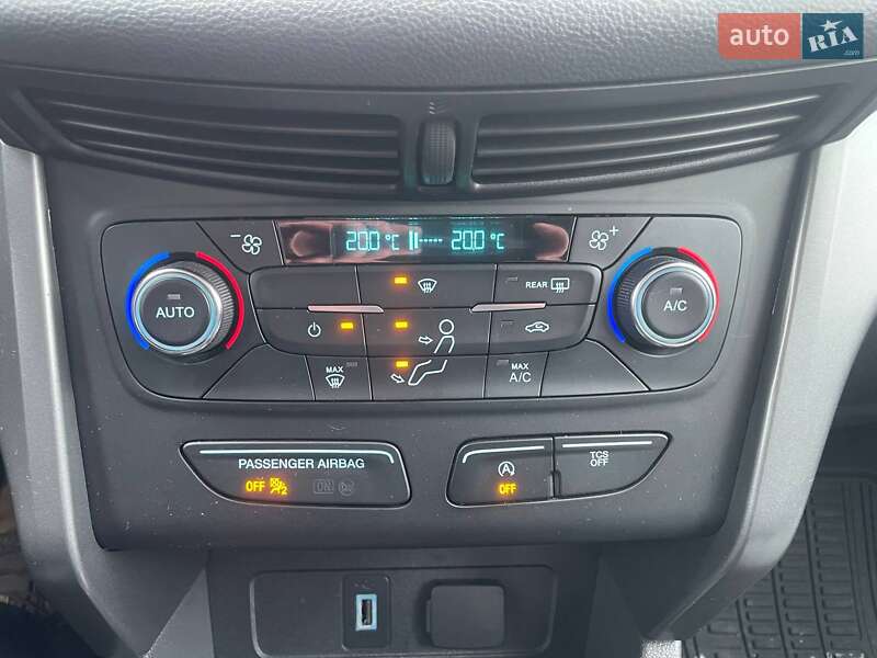 Внедорожник / Кроссовер Ford Escape 2017 в Киеве фото 21 Внедорожник / Кроссовер Ford Escape 2017 в Киеве