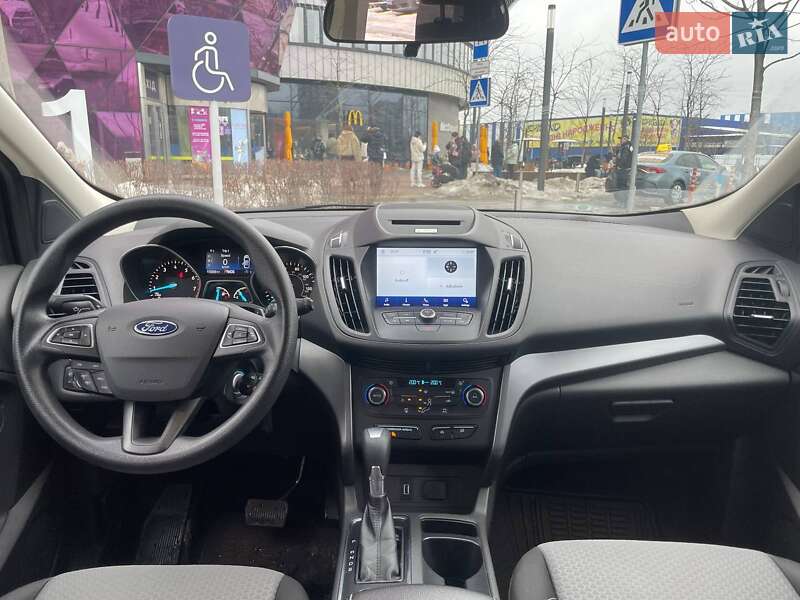 Внедорожник / Кроссовер Ford Escape 2017 в Киеве фото 23 Внедорожник / Кроссовер Ford Escape 2017 в Киеве