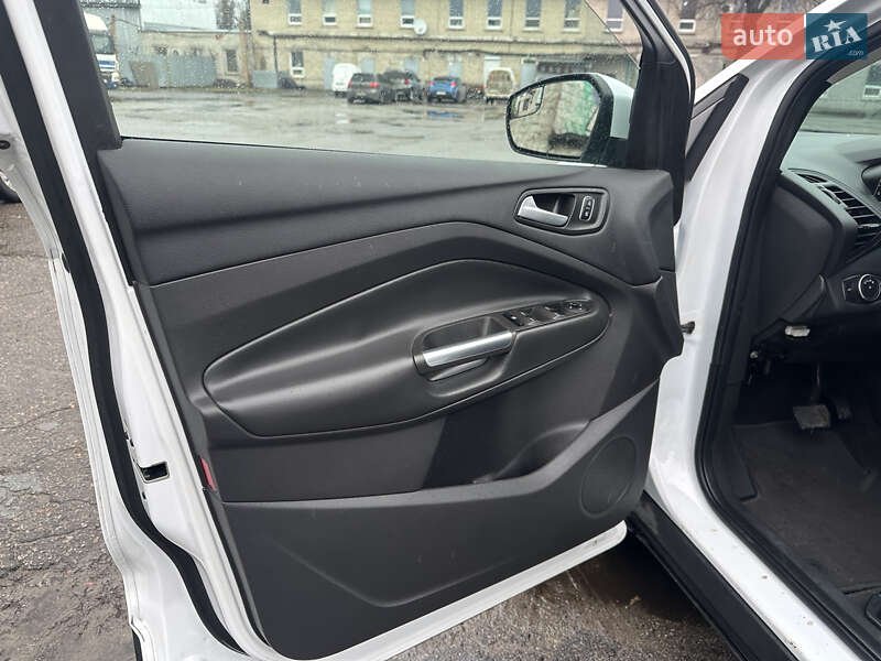 Позашляховик / Кросовер Ford Escape 2019 в Кременчуці фото 22 Позашляховик / Кросовер Ford Escape 2019 в Кременчуці