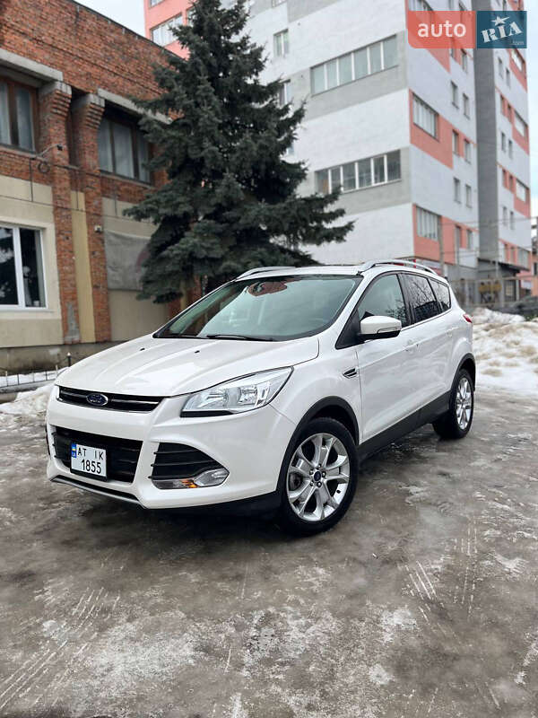 Внедорожник / Кроссовер Ford Escape 2015 в Ивано-Франковске