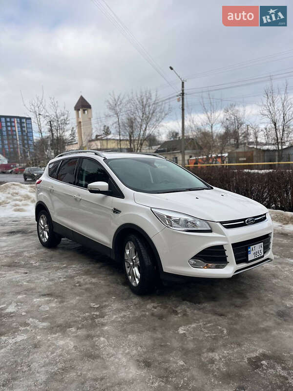 Внедорожник / Кроссовер Ford Escape 2015 в Ивано-Франковске