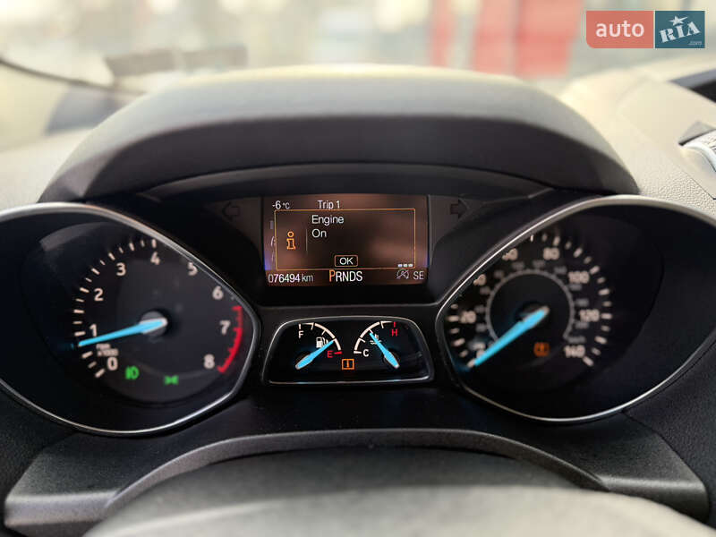 Позашляховик / Кросовер Ford Escape 2017 в Чернівцях