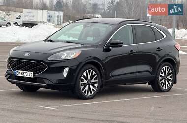 Внедорожник / Кроссовер Ford Escape 2020 в Ровно