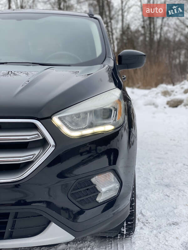 Внедорожник / Кроссовер Ford Escape 2017 в Бурштыне фото 11 Внедорожник / Кроссовер Ford Escape 2017 в Бурштыне