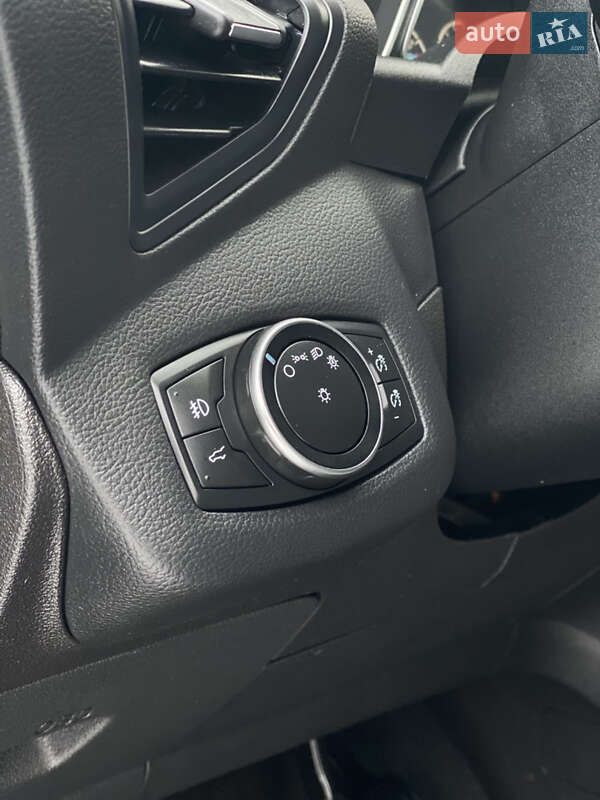 Внедорожник / Кроссовер Ford Escape 2017 в Бурштыне фото 32 Внедорожник / Кроссовер Ford Escape 2017 в Бурштыне