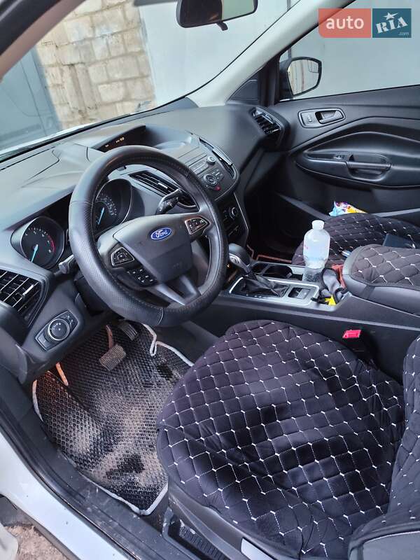Позашляховик / Кросовер Ford Escape 2019 в Кривому Розі фото 4 Позашляховик / Кросовер Ford Escape 2019 в Кривому Розі