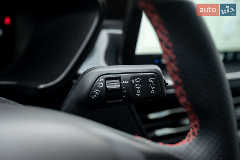 Внедорожник / Кроссовер Ford Escape 2023 в Ивано-Франковске