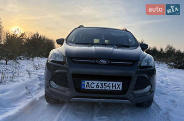 Внедорожник / Кроссовер Ford Escape 2015 в Луцке