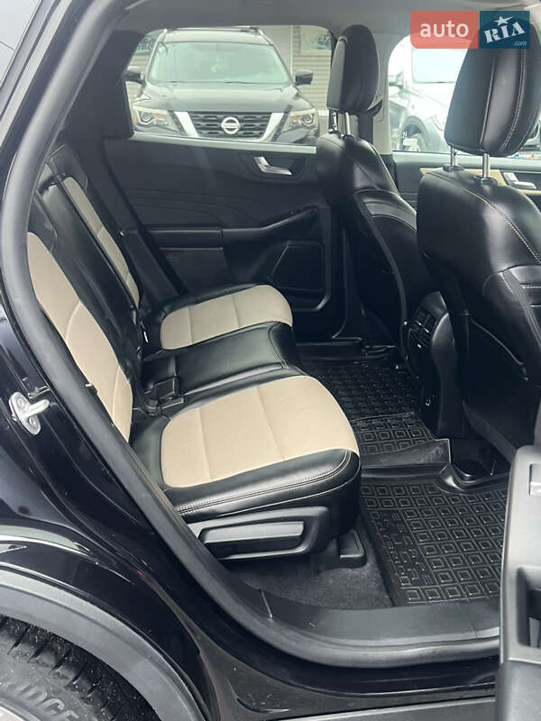 Внедорожник / Кроссовер Ford Escape 2021 в Одессе