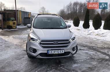 Внедорожник / Кроссовер Ford Escape 2016 в Черновцах