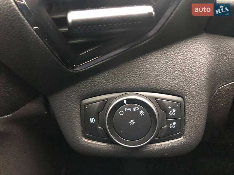 Позашляховик / Кросовер Ford Escape 2015 в Миколаєві фото 23 Позашляховик / Кросовер Ford Escape 2015 в Миколаєві