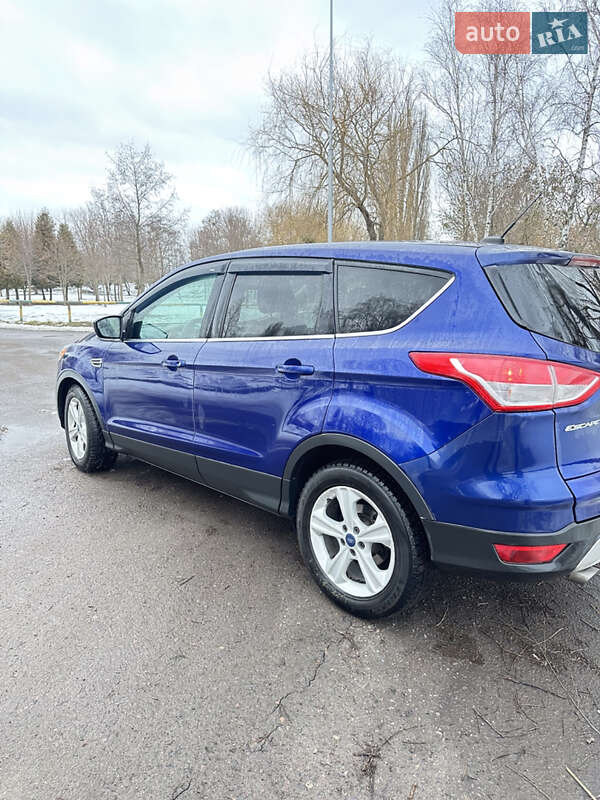 Внедорожник / Кроссовер Ford Escape 2014 в Ровно